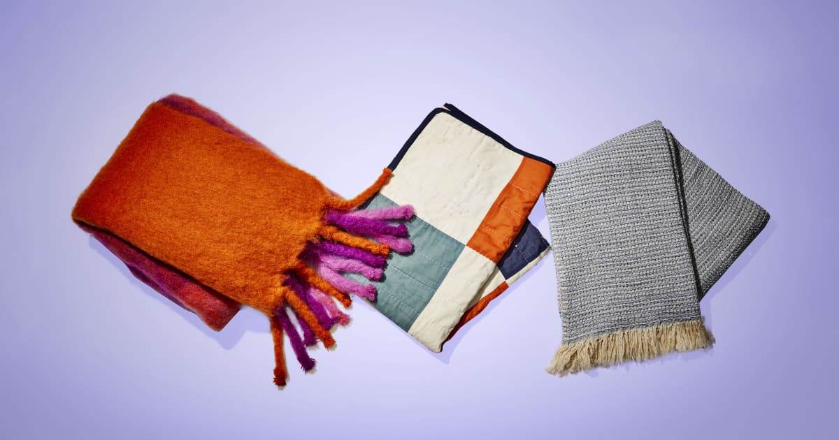 The Best Throw Blankets, According to Design Pros - Vimarsana News