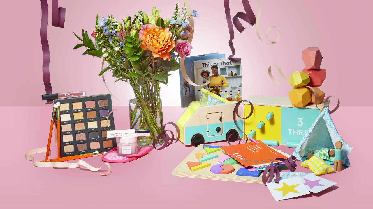 Gifts That Keep On Giving: These Subscription Boxes Are Perfect Last-Minute  Presents