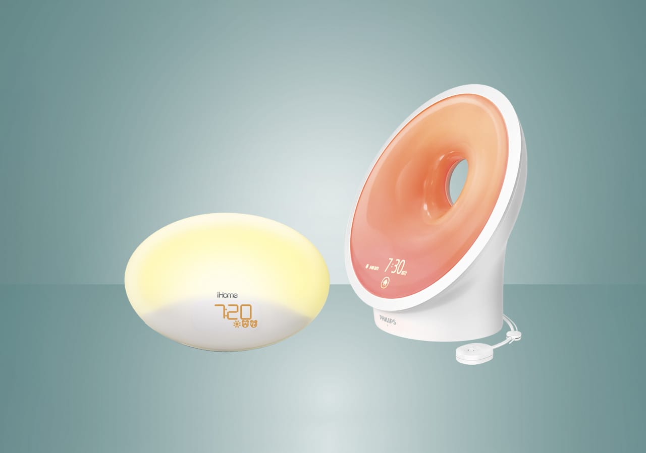 HeimVision vs Philips Wake Up Light: Which is the Best Sunrise Alarm Clock?  