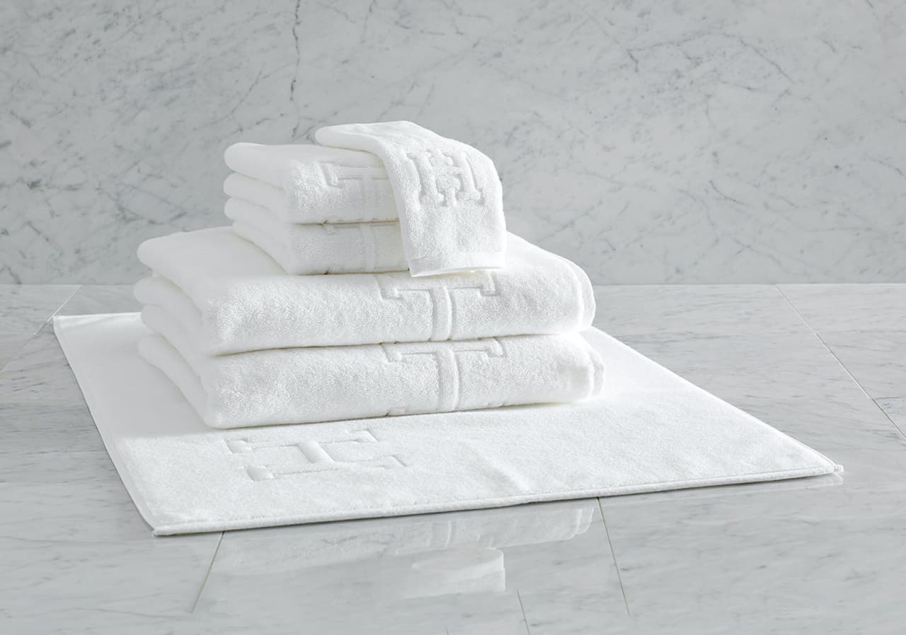 Frontgate Resort Cotton Bath Towel Review - Tested Frontgate Resort Towel  Review - Forbes Vetted