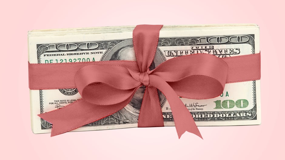 9 Graceful Ways to Give and Get Cash Gifts