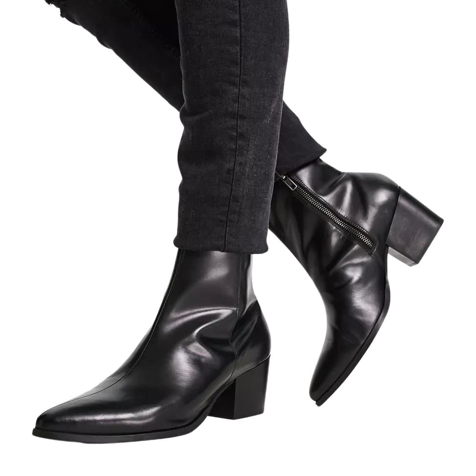 Heeled Chelsea Boots with Pointed Toes