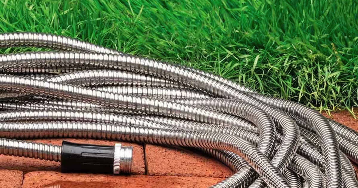 8 Best Garden Hoses, According to Plant Experts - Vimarsana News