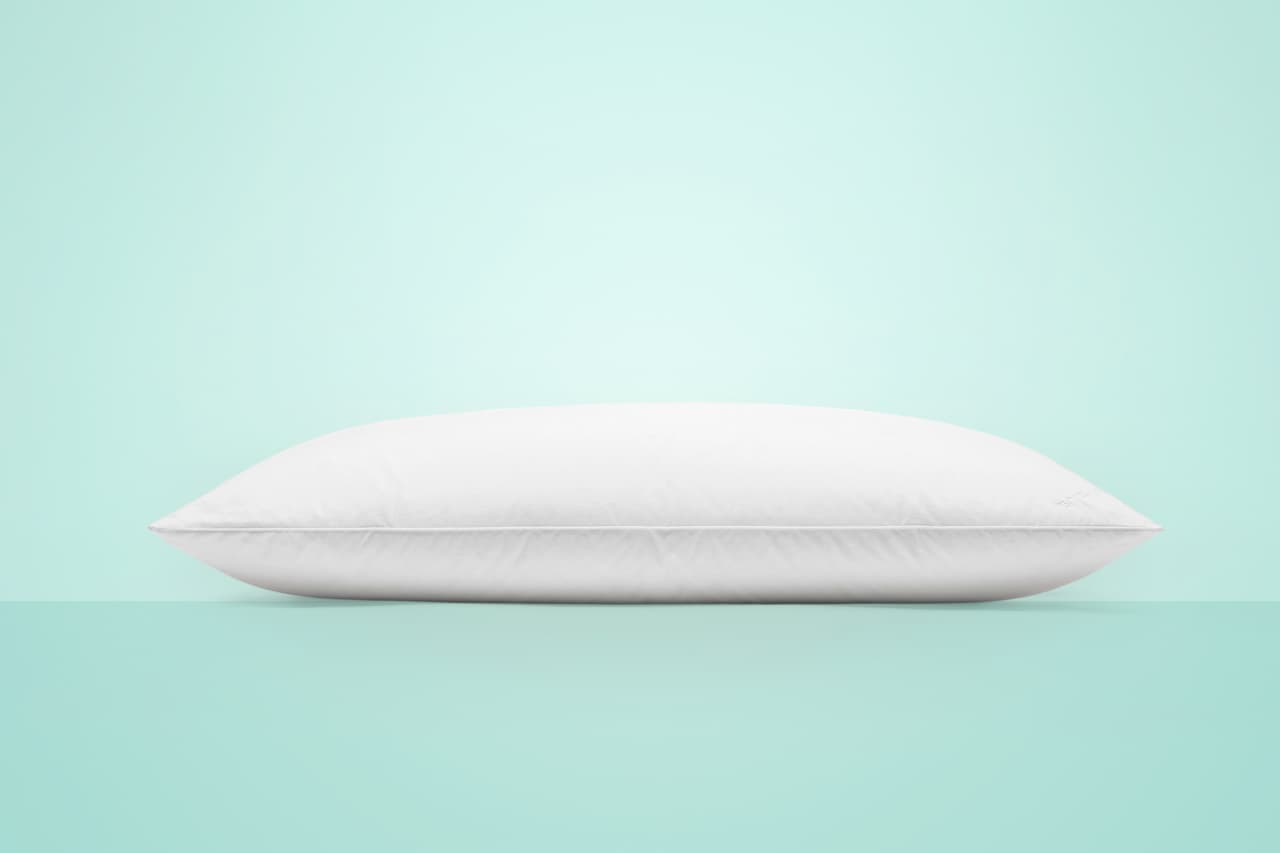 The Best Pillows for Side Sleepers - Buy Side from WSJ