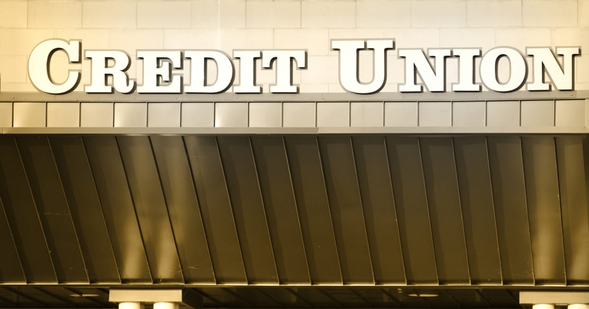 The Best CD Rates Are From Credit Unions Right Now Buy Side from WSJ