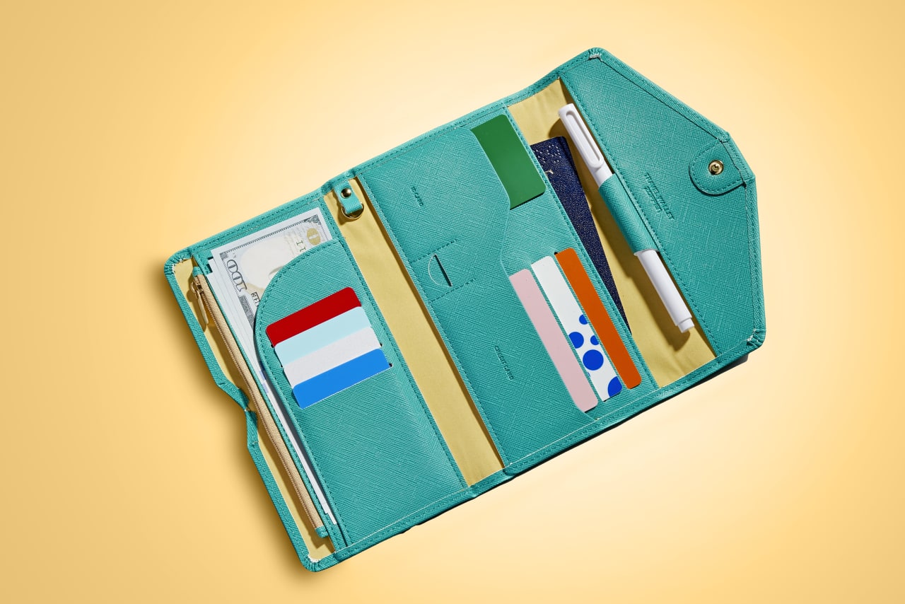 The Best Travel Wallets, According to Frequent Fliers - Buy Side from WSJ